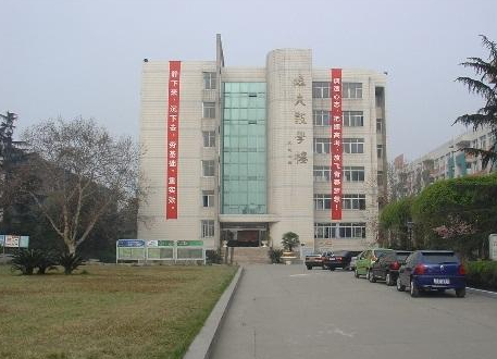 四川師范大學附屬中學師資力量怎么樣？