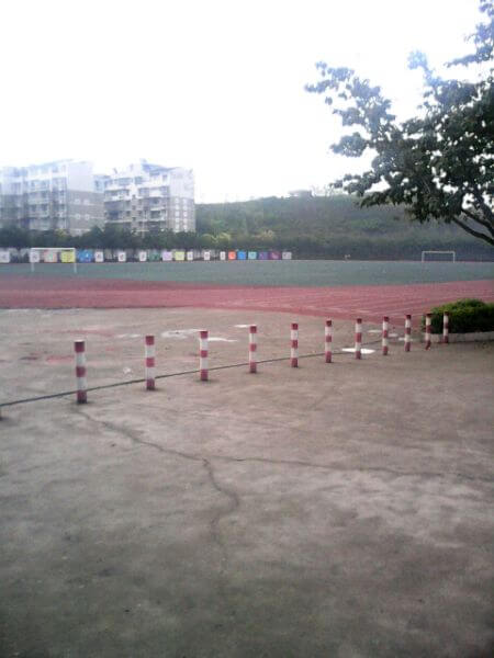 資中二中、水南實驗小學(xué)校園路段通車了