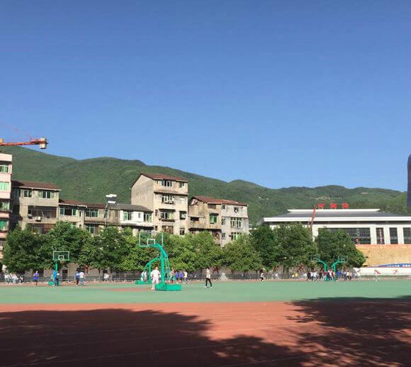 萬(wàn)源三中地址在哪里？