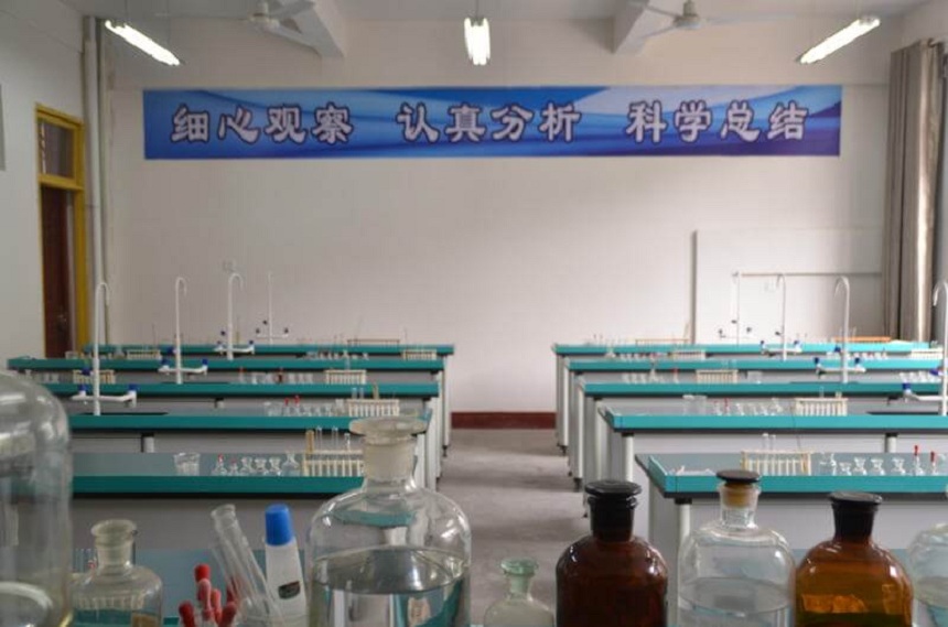 龍臺(tái)中學(xué)2020年招生計(jì)劃人數(shù)是多少？