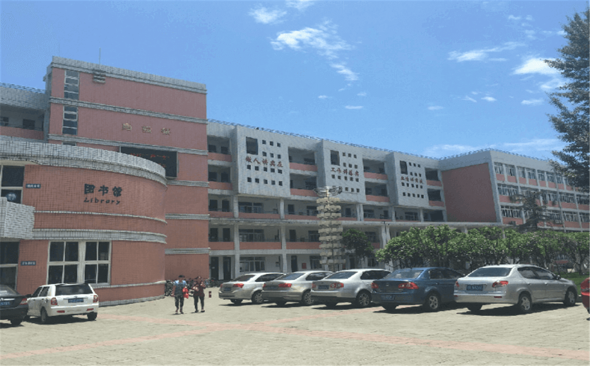 成都市籍田中學高中部的錄取分數(shù)是多少？