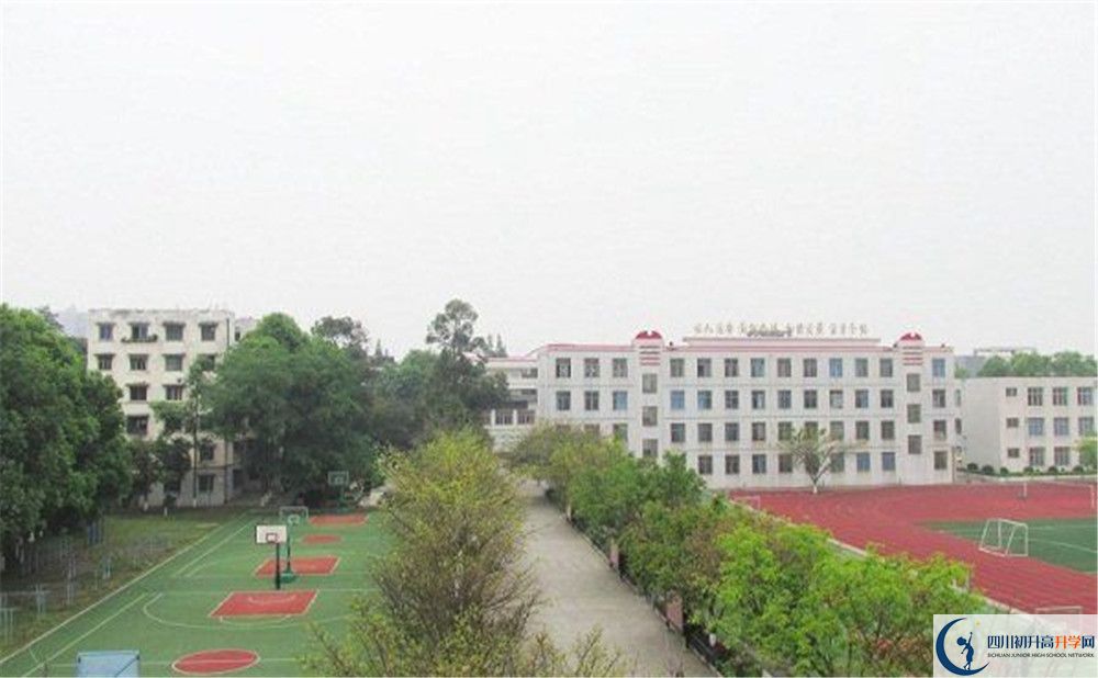 2020年青白江中學(xué)的報名條件是什么？