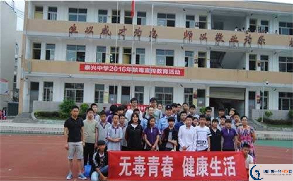 泰興中學(xué)招生考試科目有哪些？