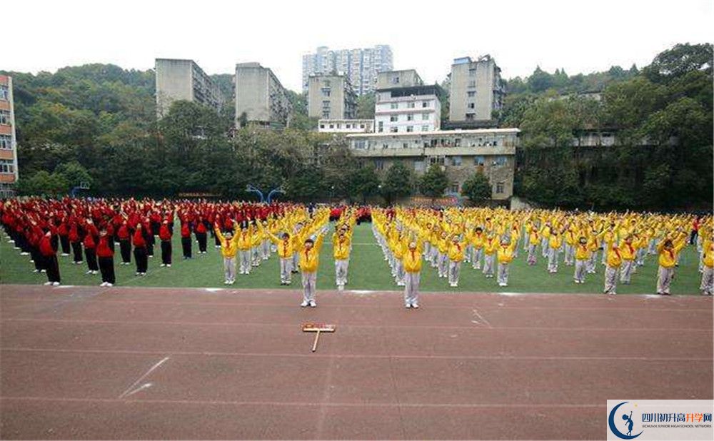 簡(jiǎn)陽實(shí)驗(yàn)中學(xué)平行班與實(shí)驗(yàn)班差多少？