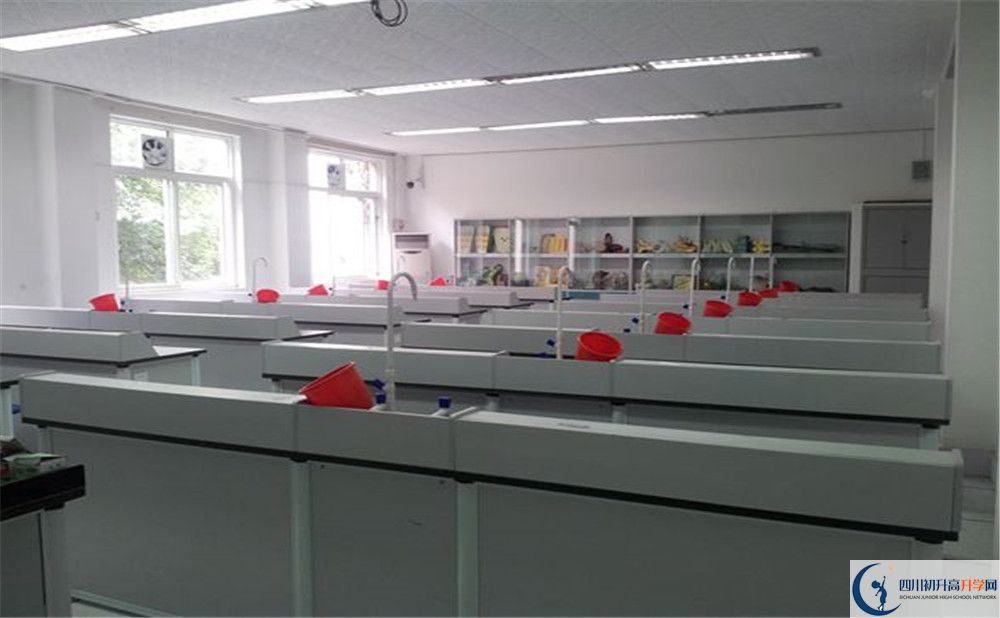 2020西南交通大學(xué)附屬中學(xué)平行班升學(xué)率高嗎？