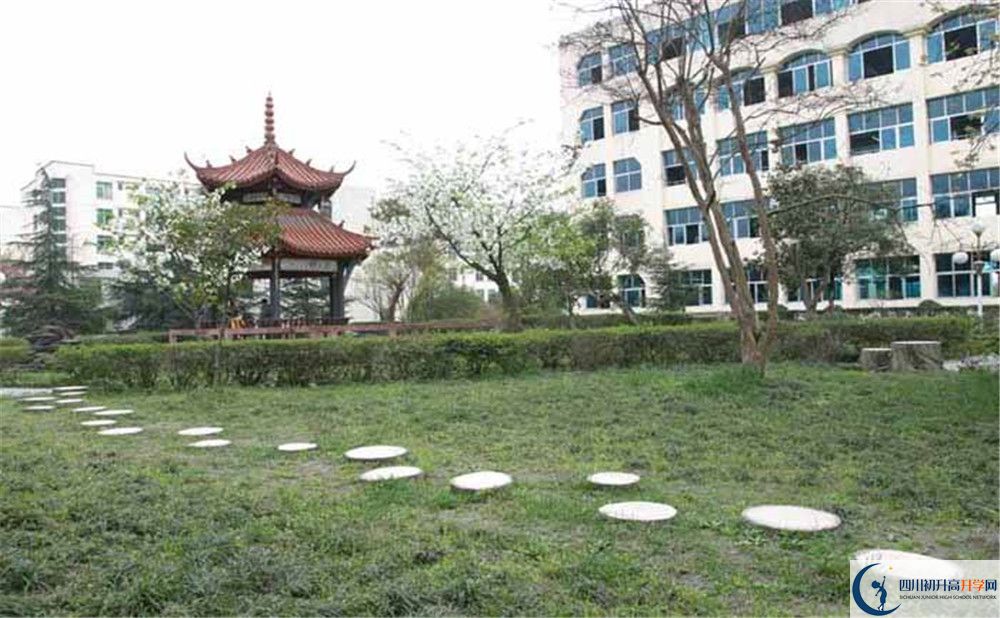 2020都江堰外國語實驗學校高三英語期末試卷在哪看？