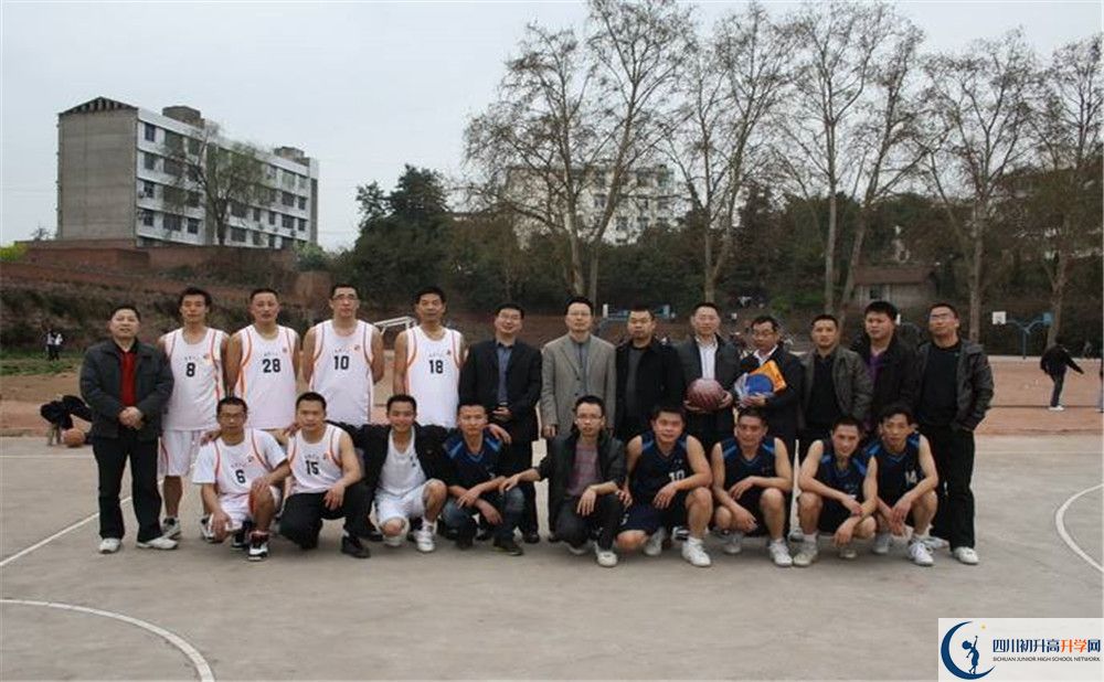 賈家中學中學平行班中考重點率高嗎？
